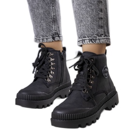Černé zateplené holínky LCJ-22-44-1338L Lee Cooper černý