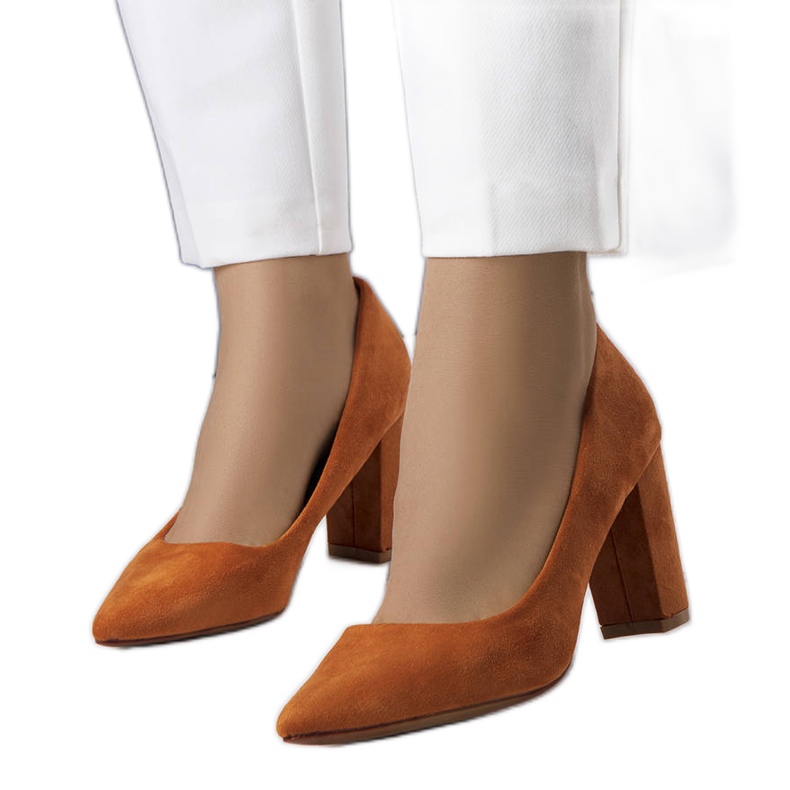 PA1 Hnědé lodičky na podpatku od Achela hnědý