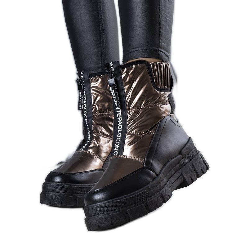 BM Zlaté prošívané sněhule Giovanni zlatý BM Zlaté prošívané sněhule Giovanni zlatý