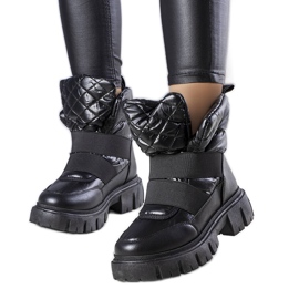 Černé zateplené nazouváky do sněhu od Francisco černá