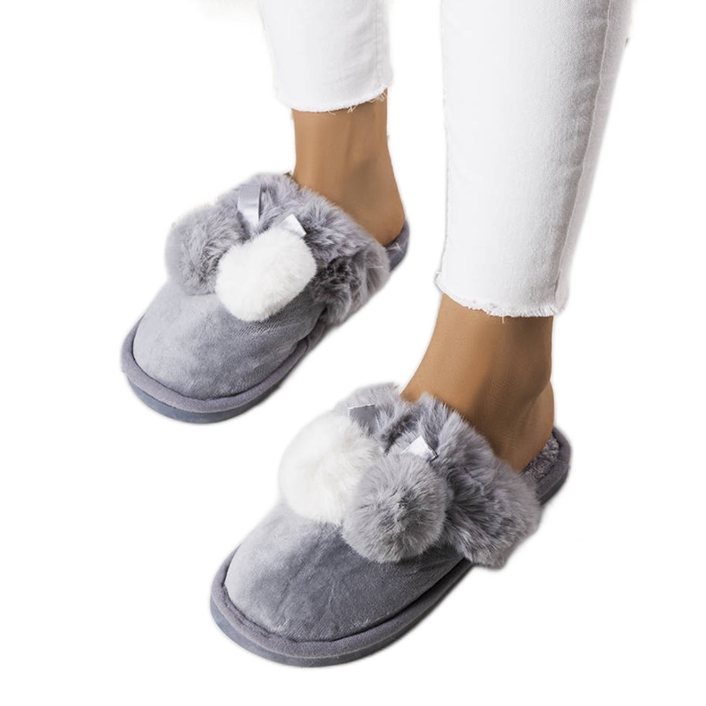 BM Šedé pantofle Bonnet šedá