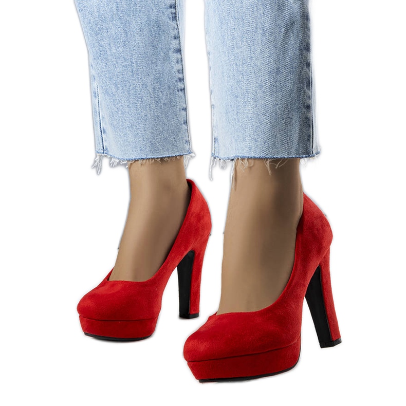 Červené lodičky na podpatku značky Tatum