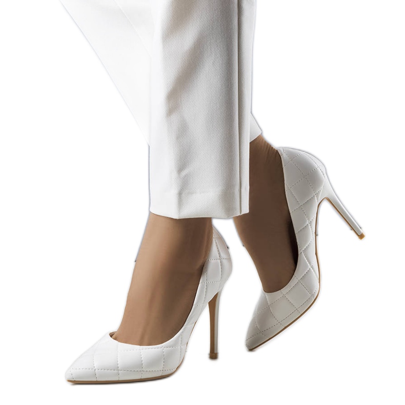 Bílé prošívané vysoké podpatky bílý