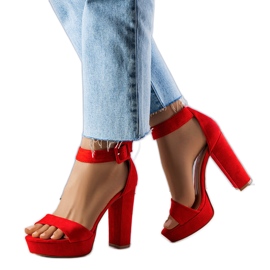 BM Červené sandály na sloupku Josefina