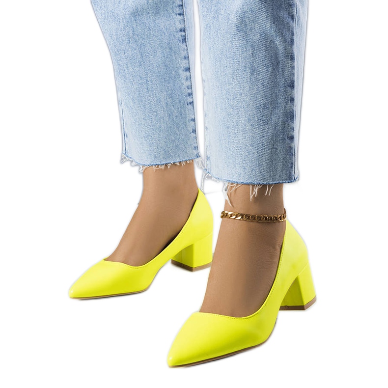 Žluté lodičky na podpatku od Gail žlutá