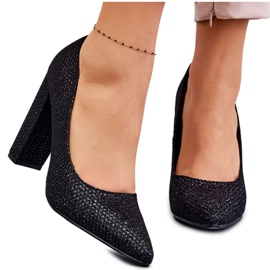 Lesklé lodičky Na černém Podpatku černý