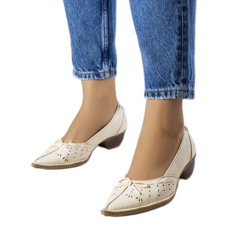 BM Béžové prolamované baleríny od Glazka béžový