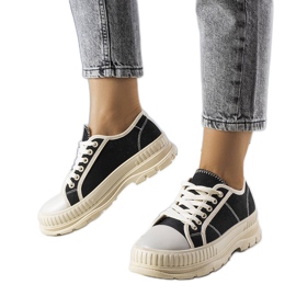 Černé tenisky na platformě od Nichole černý