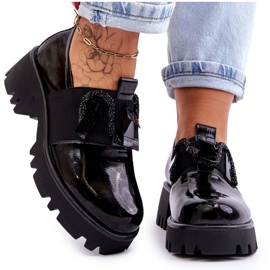 S.Barski Lakované Brogues S Ornamenty Black Keily černý