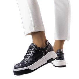 Černé tenisky zdobené monogramem Grandbois černý