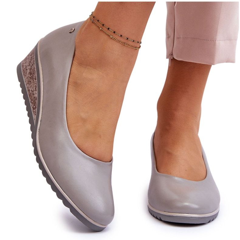 Vinceza Graysen klasické klínové lodičky šedé barvy šedá Vinceza Graysen klasické klínové lodičky šedé barvy šedá