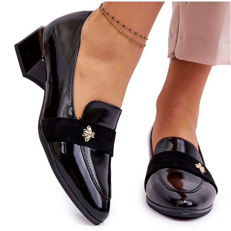 Vinceza Černé lakované lodičky na nízkém podpatku se zdobením Doria černá