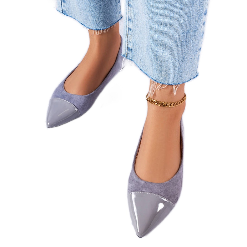 Šedé lakované balerínky od Thibault šedá Šedé lakované balerínky od Thibault šedá