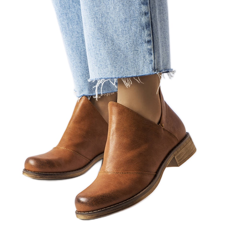 PA1 Hnědé kozačky s nepravidelným svrškem značky Lacombe hnědý PA1 Hnědé kozačky s nepravidelným svrškem značky Lacombe hnědý