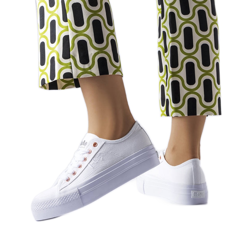 Bílé tenisky Lee Cooper LCW-22-31-0890L bílý Bílé tenisky Lee Cooper LCW-22-31-0890L bílý