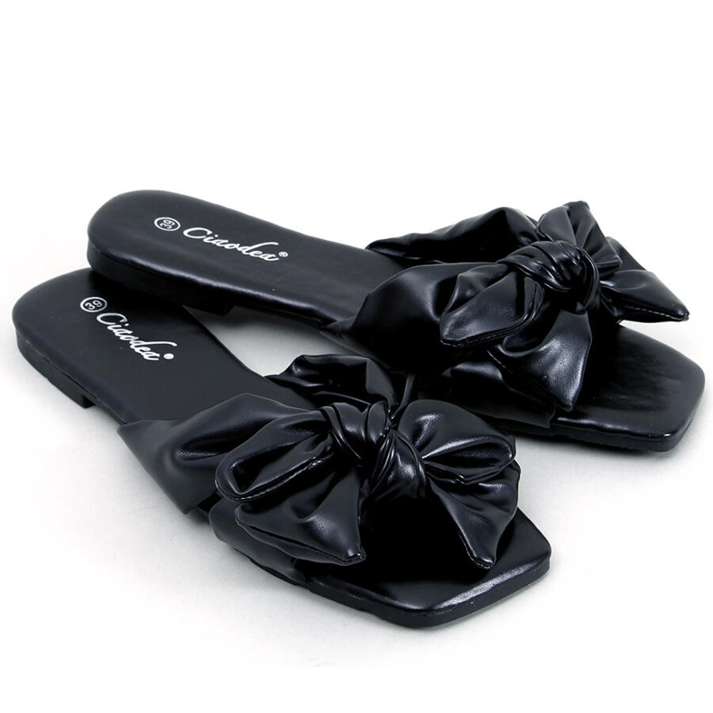 Pantofle Minnen Black s mašlí černá