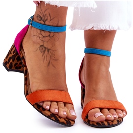 FB1 Vícebarevné semišové sandály Quincy Spotted na nízkém podpatku vícebarevný