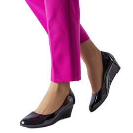 Patentované klínové lodičky od Casgra černý