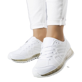 PA1 Bílé tenisky s módní podrážkou Durandana bílý PA1 Bílé tenisky s módní podrážkou Durandana bílý