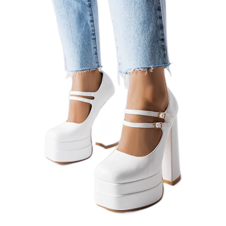 Bílé lodičky na vysokém podpatku od Chouinard bílý