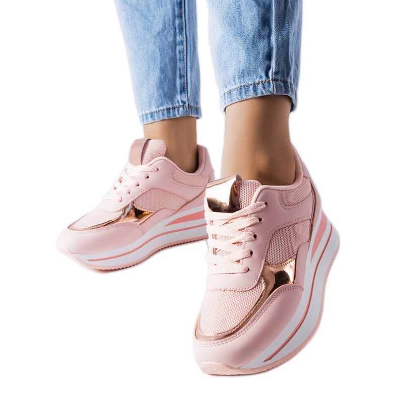 Růžové tenisky se silnou podrážkou od Ethel růžový