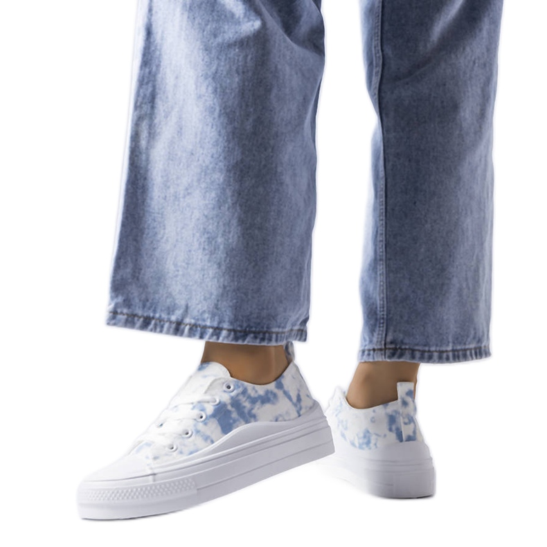 Bílé tenisky s modrým akcentem od Blais bílý