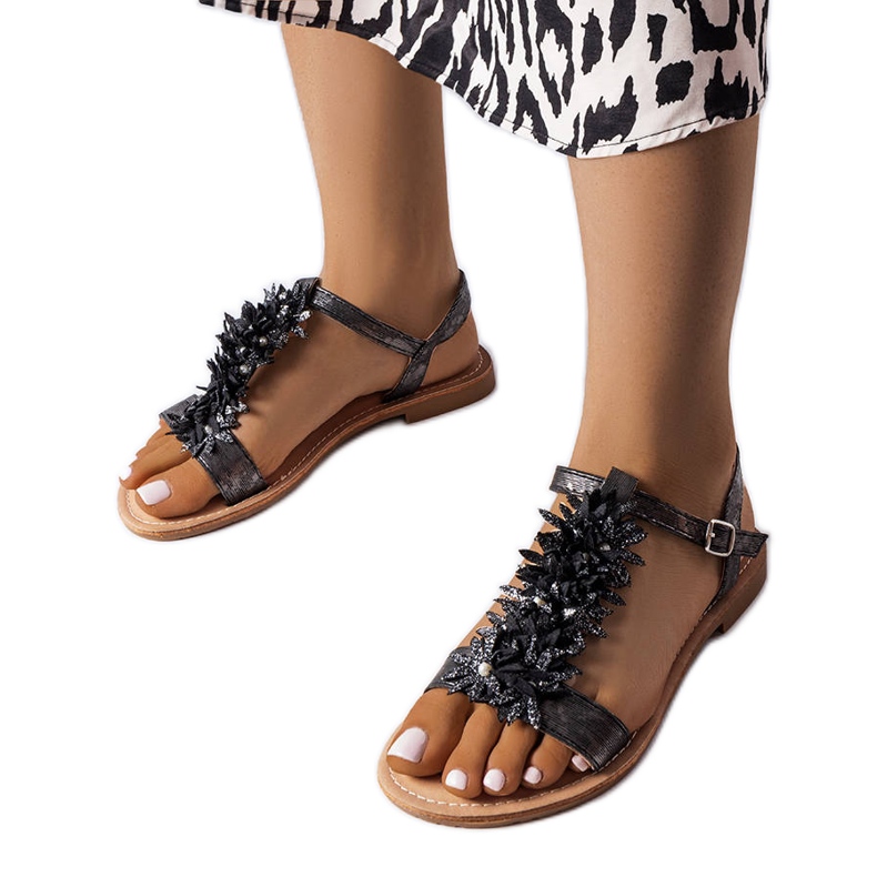 PA1 Černé metalické sandály Richard černá