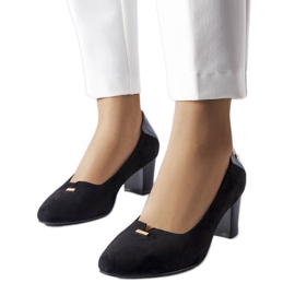 Černé elegantní lodičky značky Vinceza černý