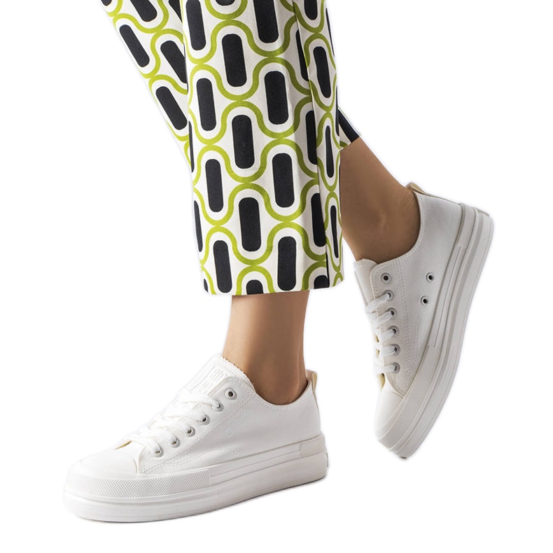 Bílé tenisky na platformě Big Star LL274968 bílý