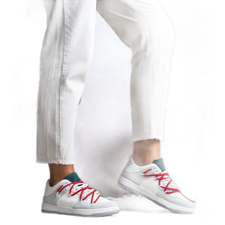 Šedé tenisky s červenými tkaničkami od Aucoinu bílý Šedé tenisky s červenými tkaničkami od Aucoinu bílý