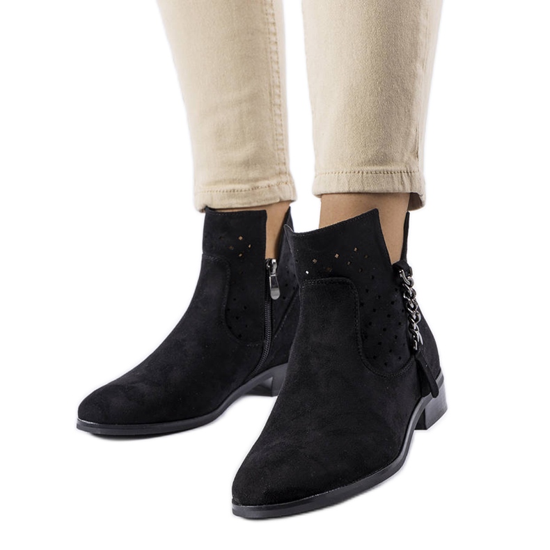 Vinceza Černé kozačky s prolamovanými vložkami od Vincezy černá