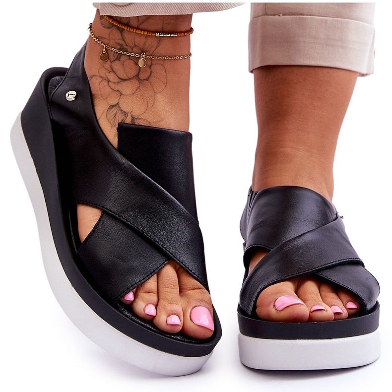 Lemar Černé kožené sandály Morgan na klínu černá