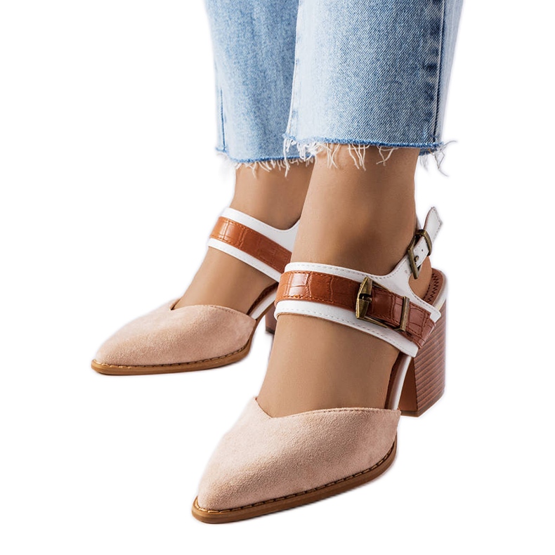 Béžové lodičky na jehlách od Hardouin béžový