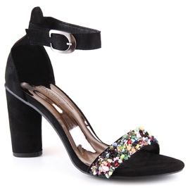 Dámské semišové sandály na sloupku s černými korálky Vinceza 17259 černá