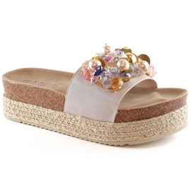 Dámské espadrilky na platformě s korálky béžové S.Barski Kv 578-1 béžový Dámské espadrilky na platformě s korálky béžové S.Barski Kv 578-1 béžový