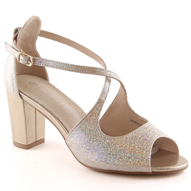 Dámské elegantní zlaté brokátové sandály na sloupku Filippo Ds 4632 zlatý