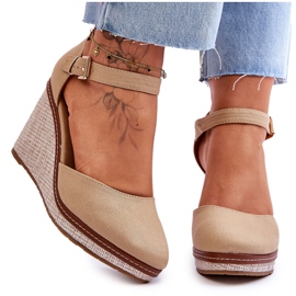 Dámské klasické sandály na klínu tmavě béžová Malani béžový