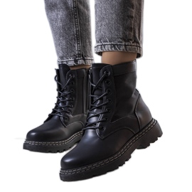 Černé zateplené kozačky od Krylo černý