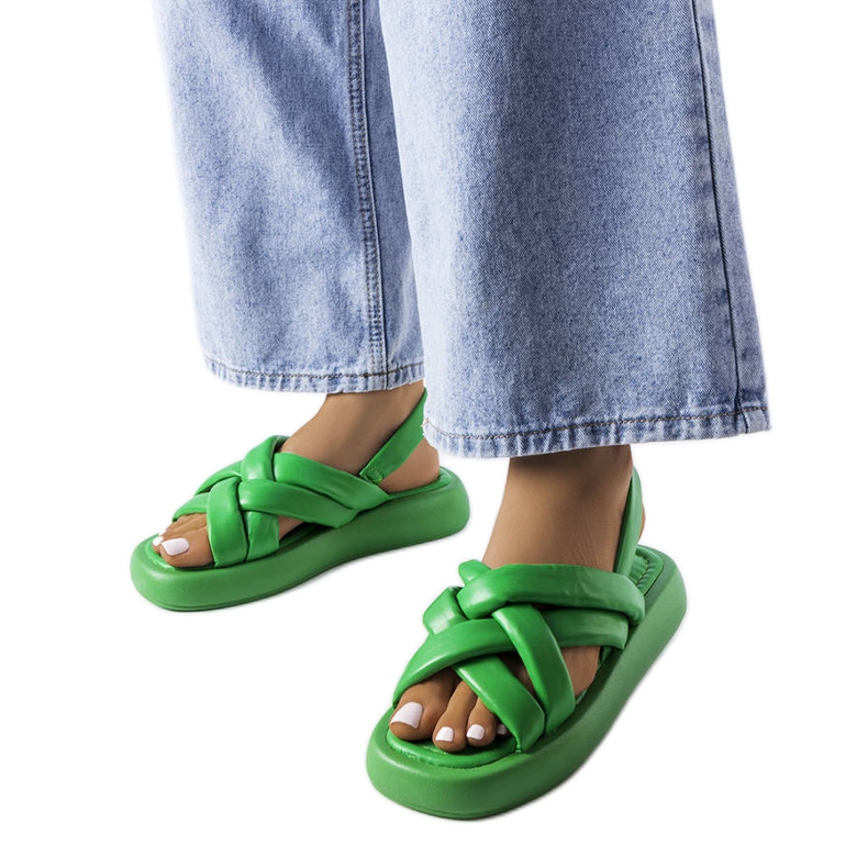 Zelené skluzavky na platformě Primeau zelená Zelené skluzavky na platformě Primeau zelená