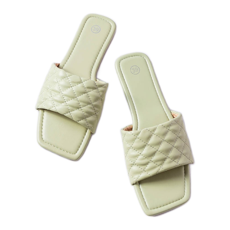 Zelené elegantní pantofle s prošíváním od Labrie zelená