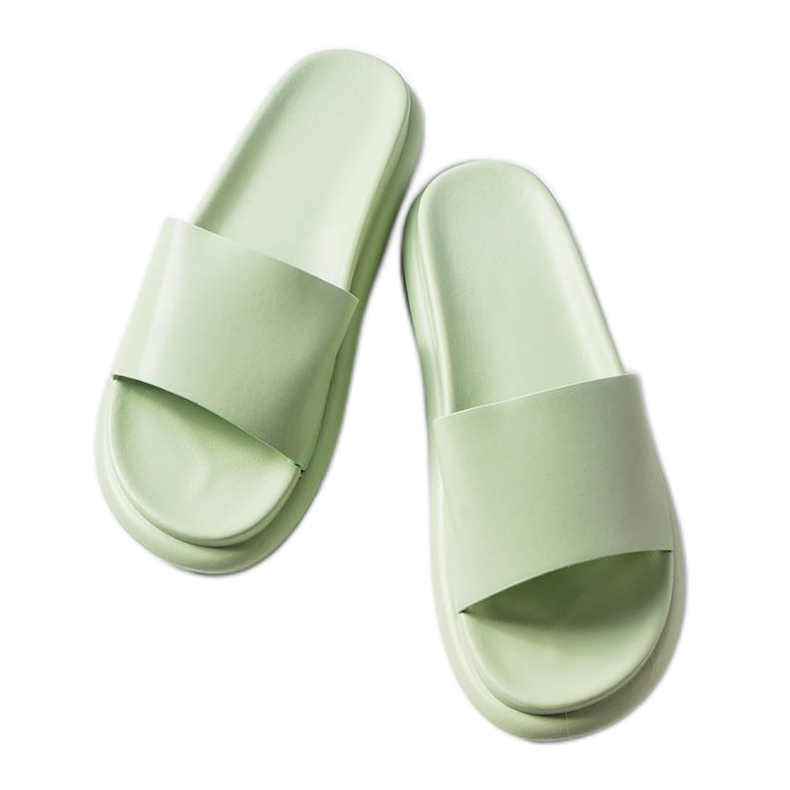 Zelené pantofle na platformě Paquette zelená