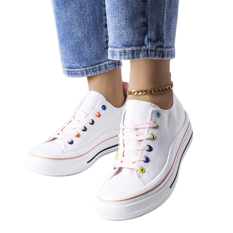 Bílé a růžové tenisky na platformě od Bois bílý