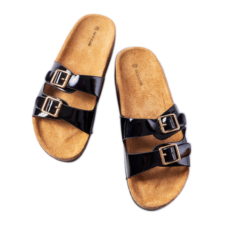 Černé skluzavky s korkovou podrážkou od Cincinny černá