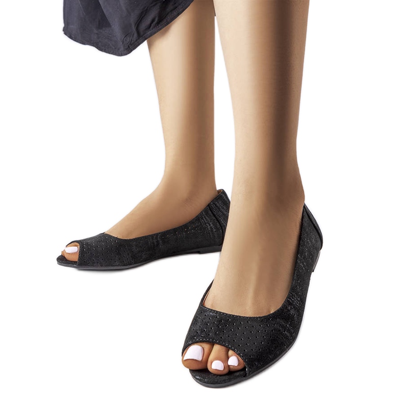 Černé prolamované baleríny od Lavoie černá Černé prolamované baleríny od Lavoie černá