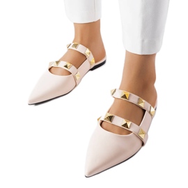 Béžové sandály se špičatou špičkou od Ruckman béžový