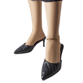 Černé prošívané žabky značky Lambert černý