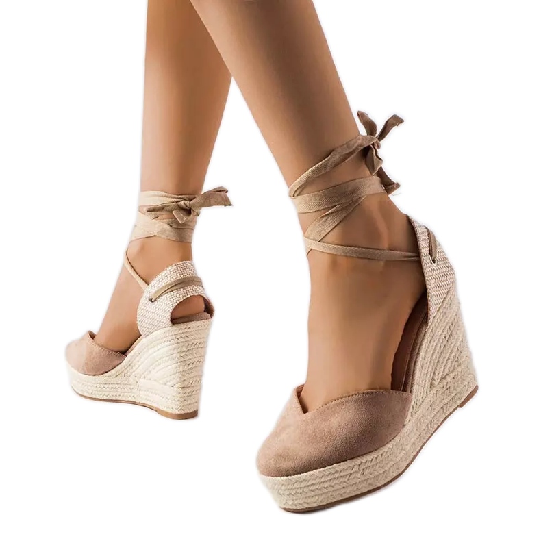 Hnědé klínové espadrilky z Dubois hnědý