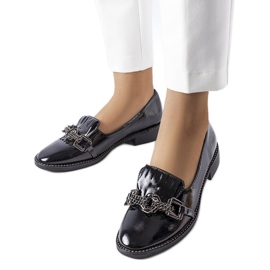 Oříškově černé lakované boty černý