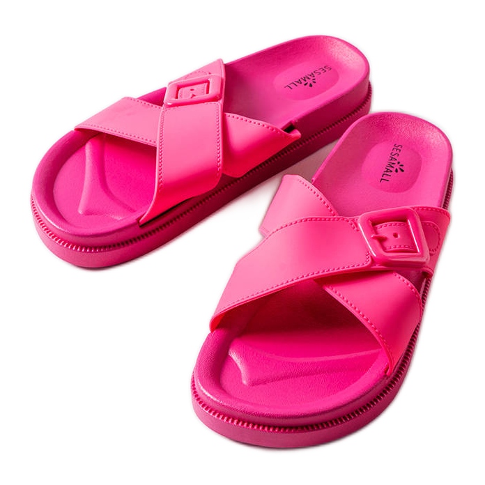 Růžová gumová přezka od Pauline růžový Růžová gumová přezka od Pauline růžový