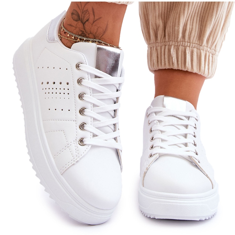 Dámská sportovní obuv bílá a stříbrná Buďte první! bílý